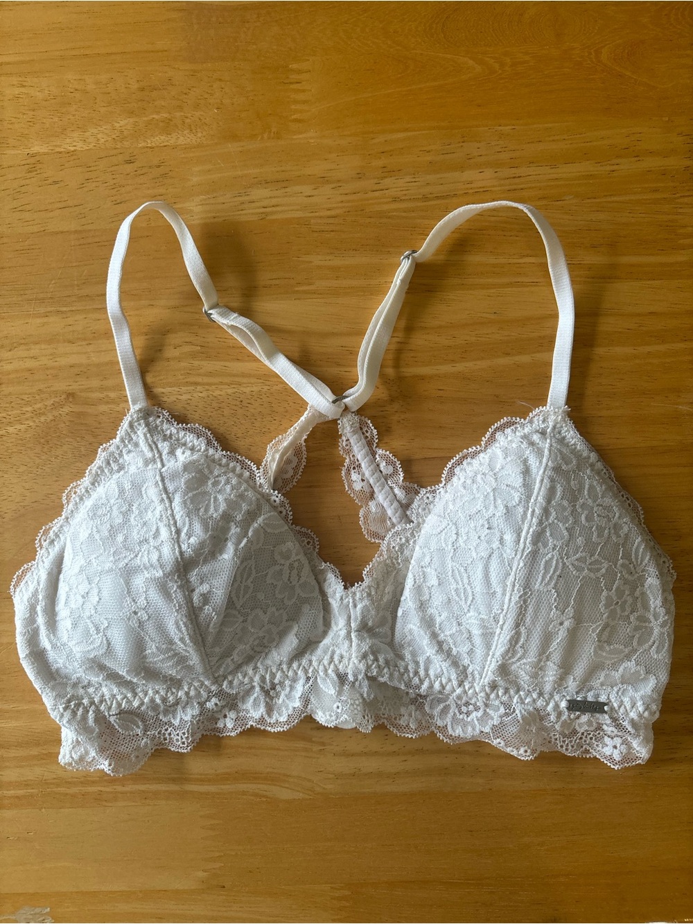 Hollister Gilly Hicks Soft White Bralette Size Small